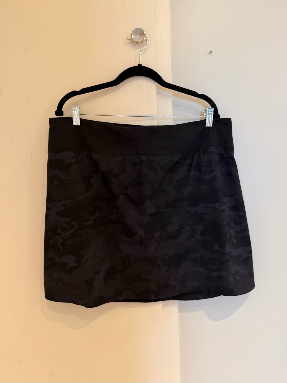 Black Camo Mini Skort - Women's Athletic Style